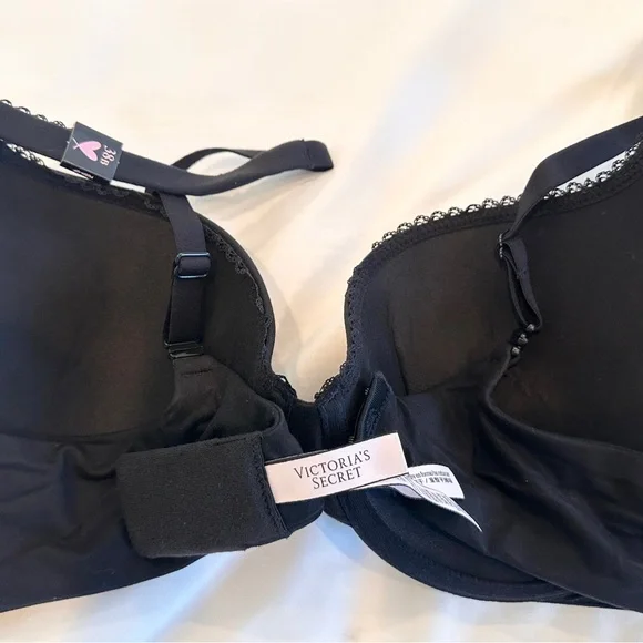 New Body by Victoria's Secret Black Scalloped Lace Bra - Picture 2 of 3